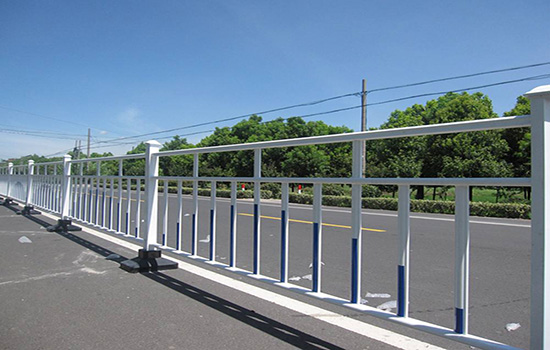 市政道路<a href=http://m.sweetlakecakes.com target=_blank class=infotextkey>護欄</a>