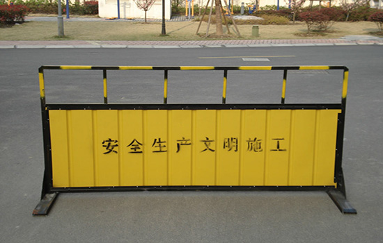 道路施工<a href=http://m.sweetlakecakes.com target=_blank class=infotextkey>圍欄</a>