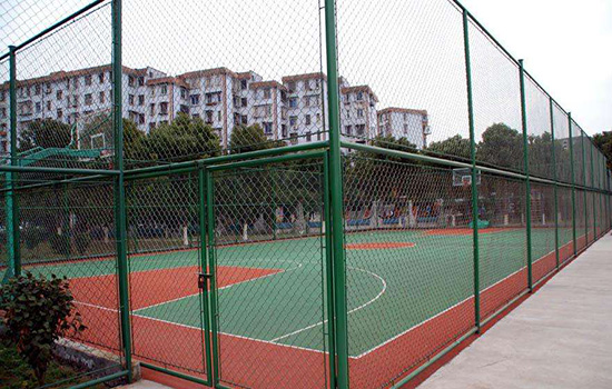 勾花網(wǎng)<a href=http://m.sweetlakecakes.com target=_blank class=infotextkey>圍欄</a>