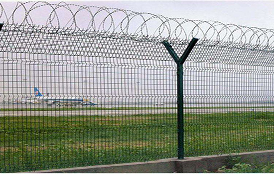 飛機場<a href=http://m.sweetlakecakes.com target=_blank class=infotextkey>圍欄網</a>