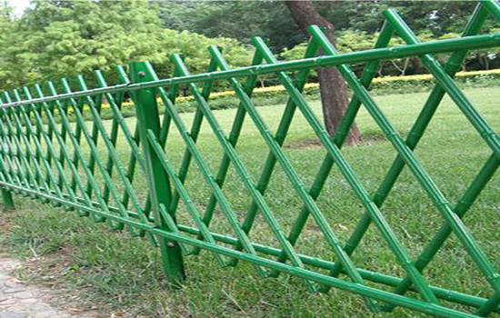 仿竹<a href=http://m.sweetlakecakes.com target=_blank class=infotextkey>護欄</a>
